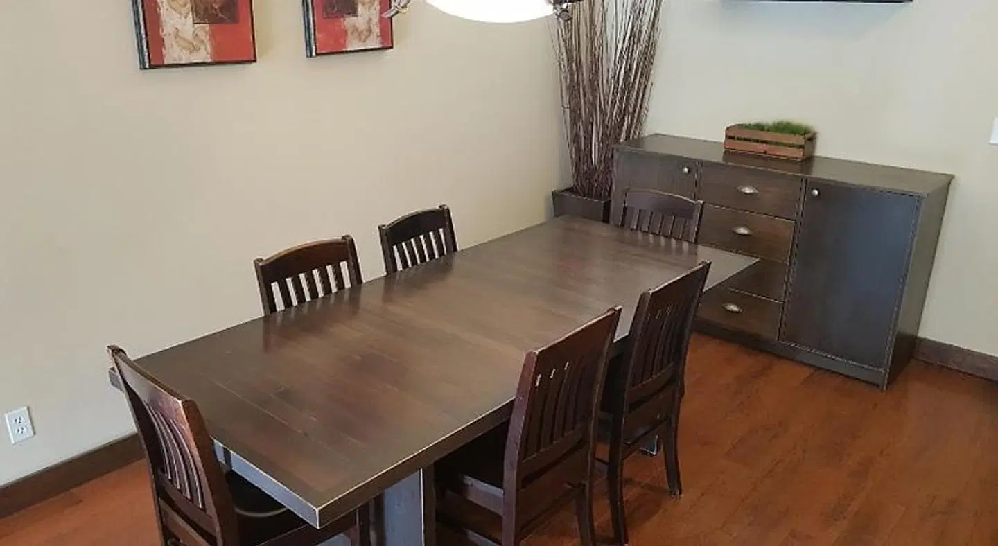 Sunset Resorts Canmore ROOM_EXAMPLE