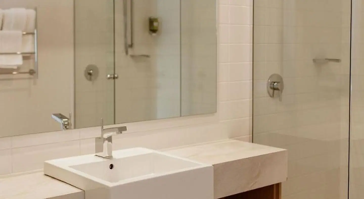 Tindarra Resort Badezimmer