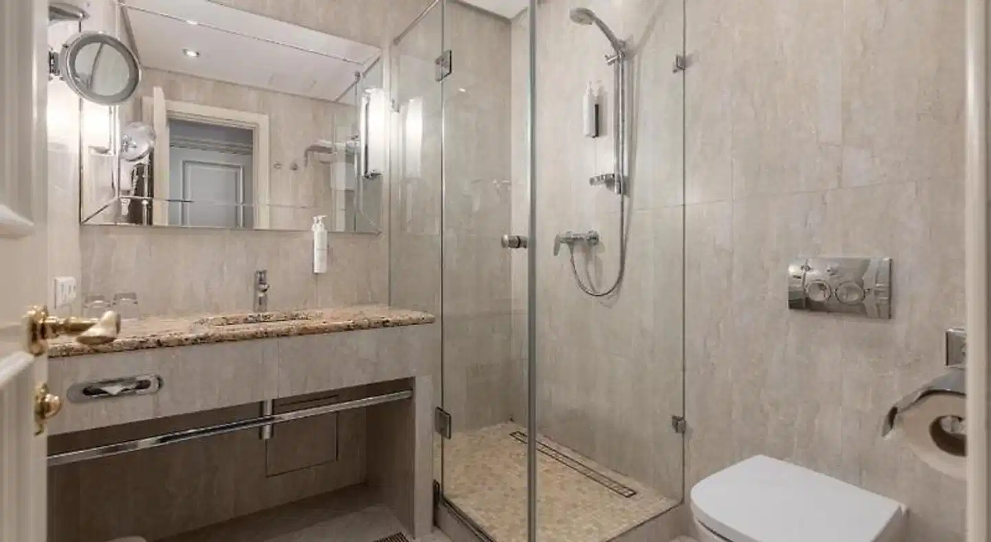 Rixwell Gertrude Hotel Badezimmer