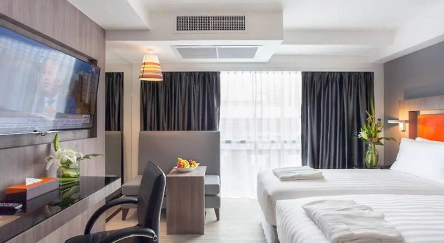 Grand 5 Hotel & Plaza Sukhumvit Bangkok ROOM_EXAMPLE