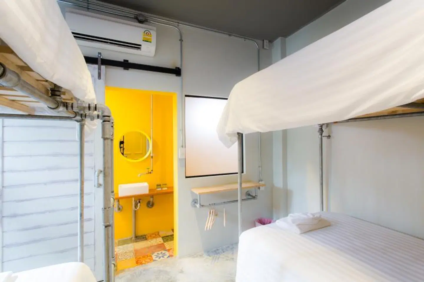 bloo Hostel (SHA Certified) Badezimmer