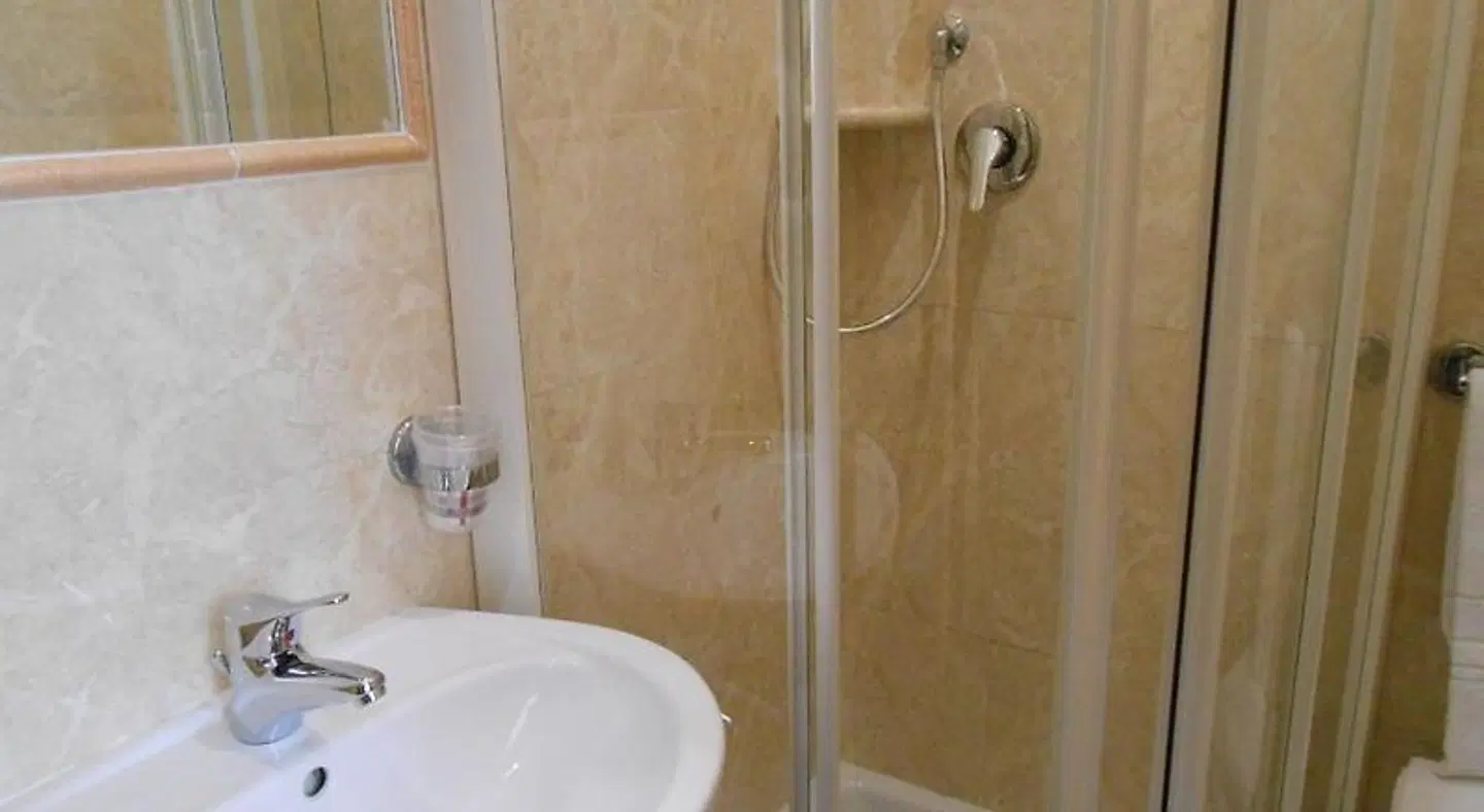 Best Western Hotel Riviera Badezimmer