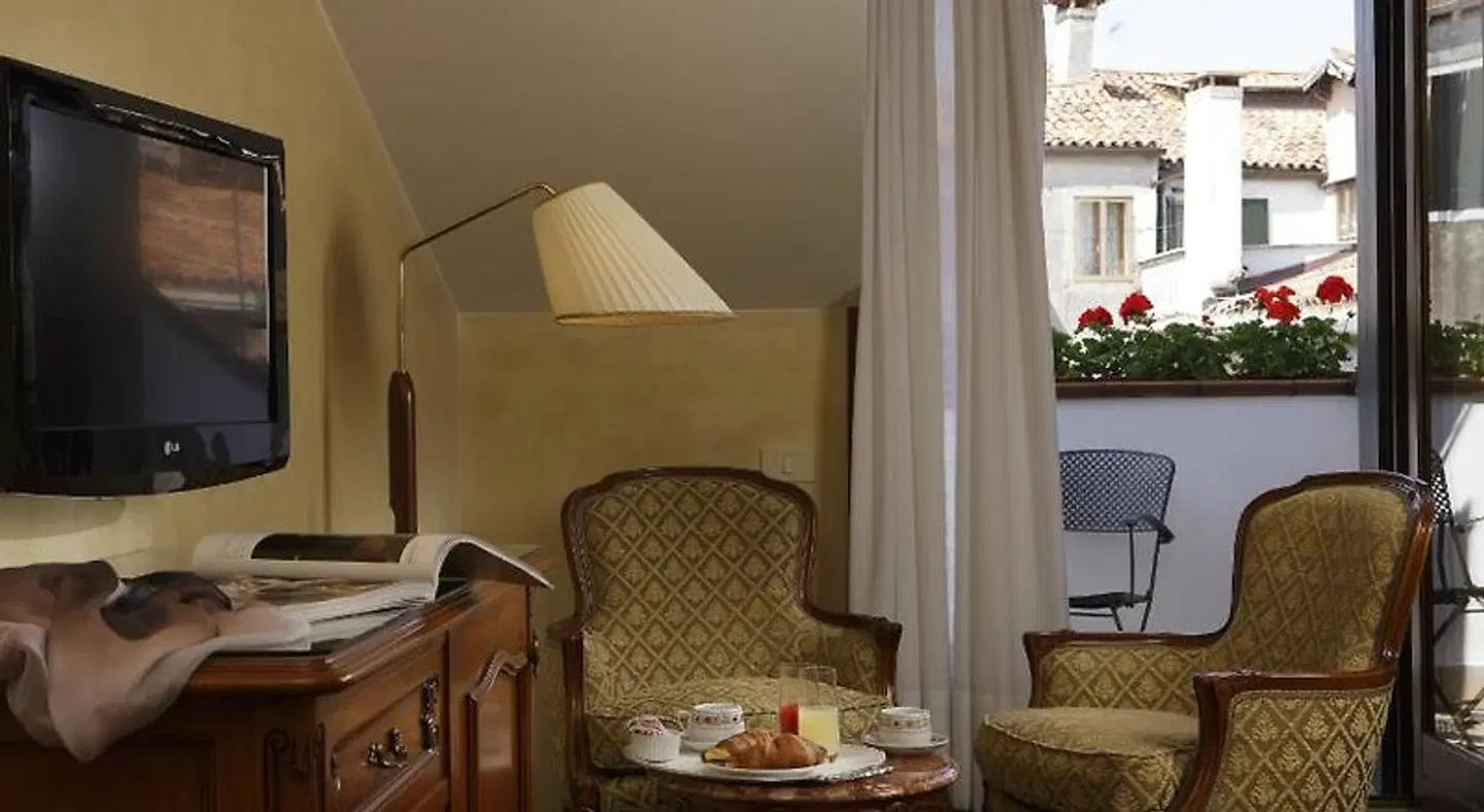Hotel Bisanzio ROOM_EXAMPLE