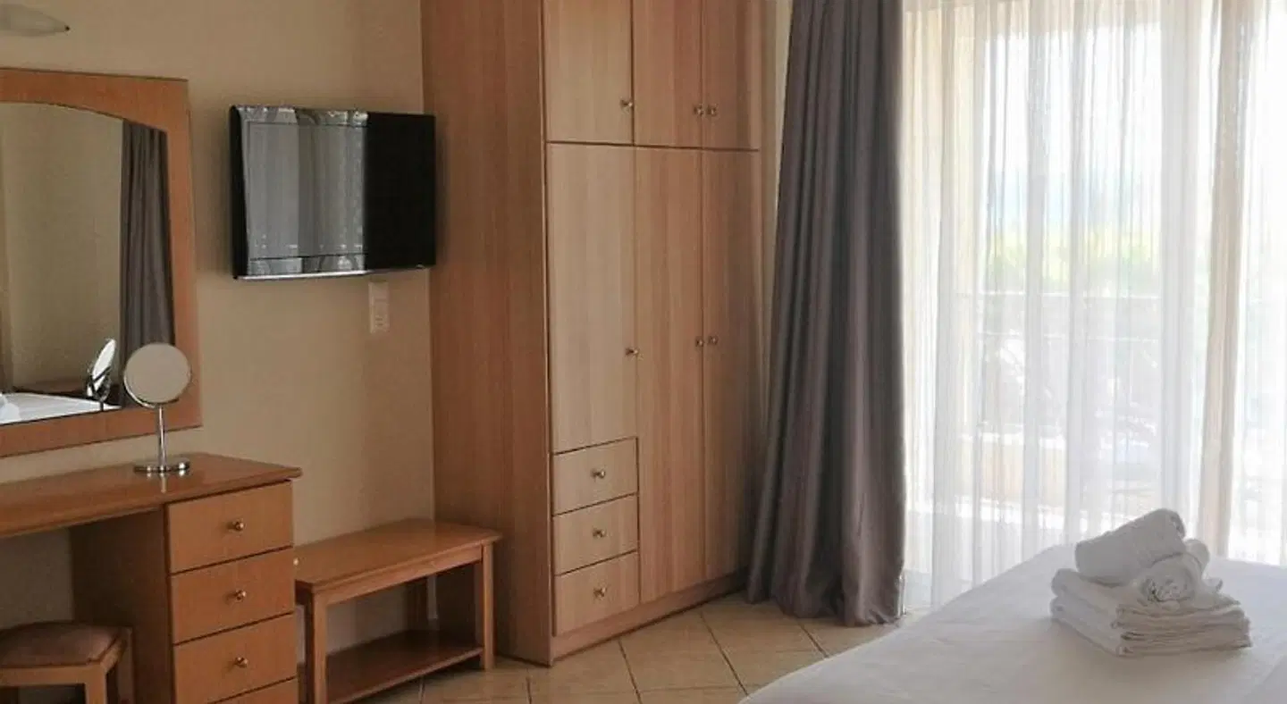 Colonides Beach Hotel ROOM_EXAMPLE