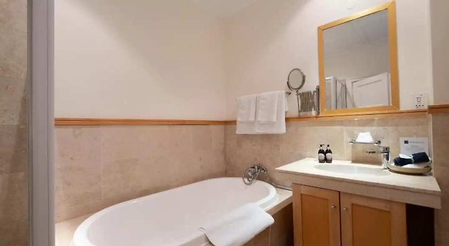 The Walden Suites Badezimmer
