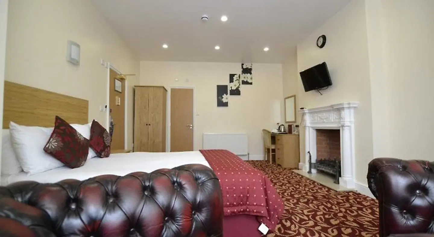 Best Western London Ilford Hotel ROOM_EXAMPLE