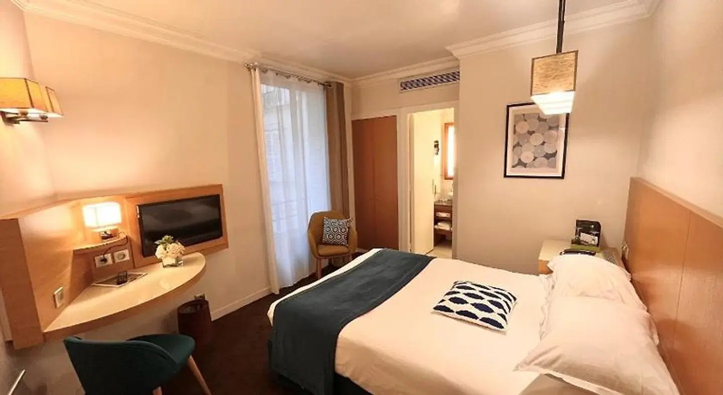 Westside Arc de Triomphe ROOM_EXAMPLE