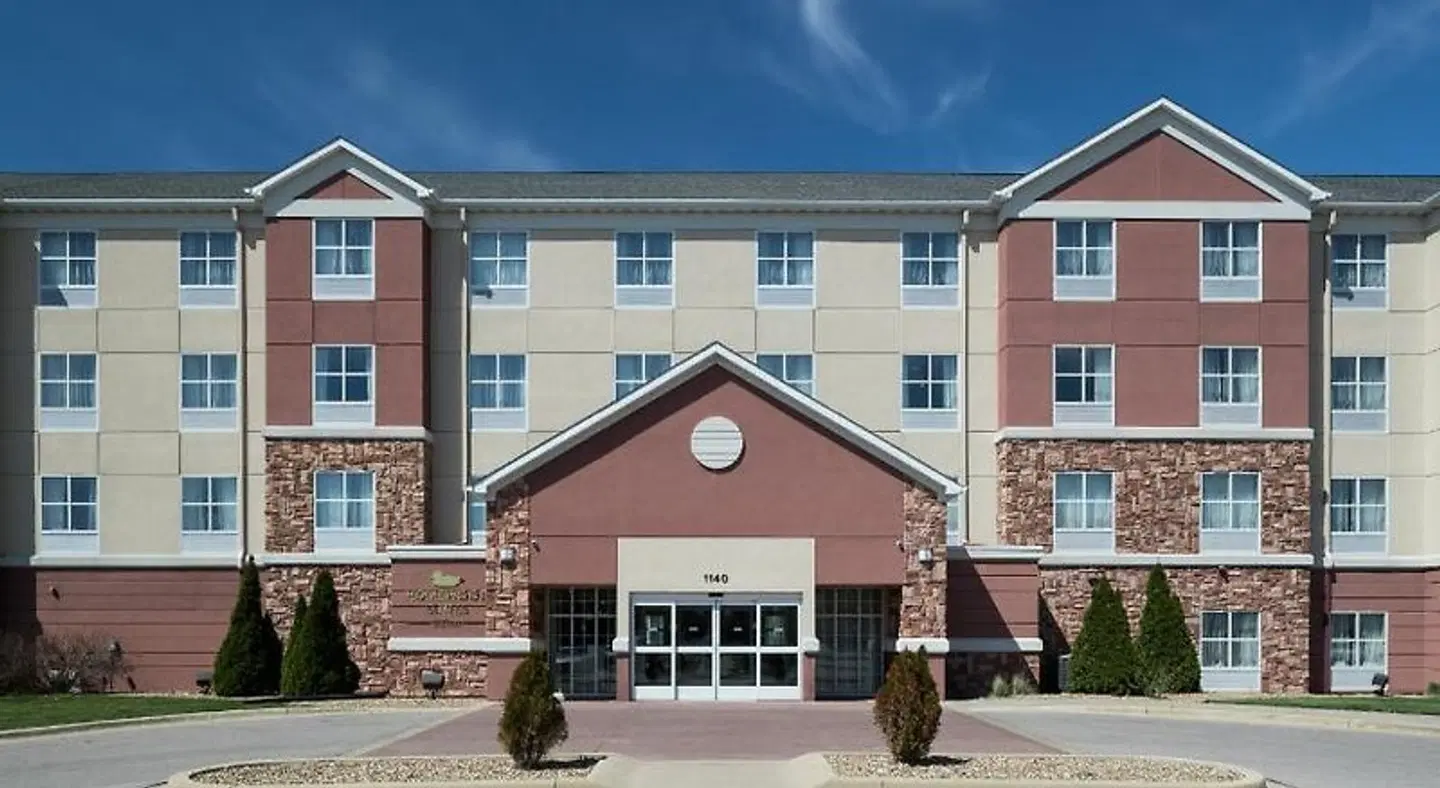 Homewood Suites by Hilton Cedar Rapids-North EXTERIOR