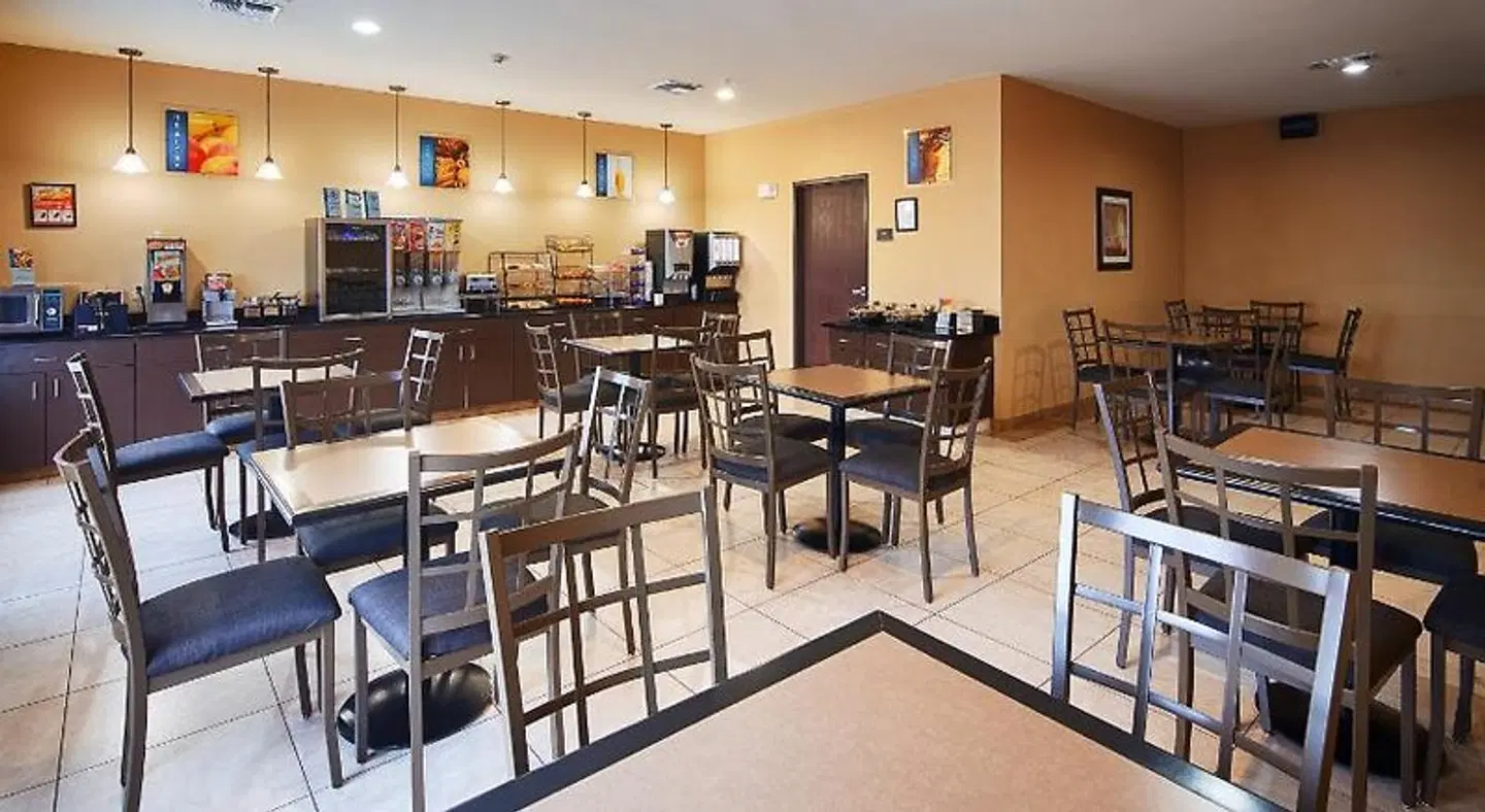 Best Western Plus Burleson Inn & Suites Restaurant