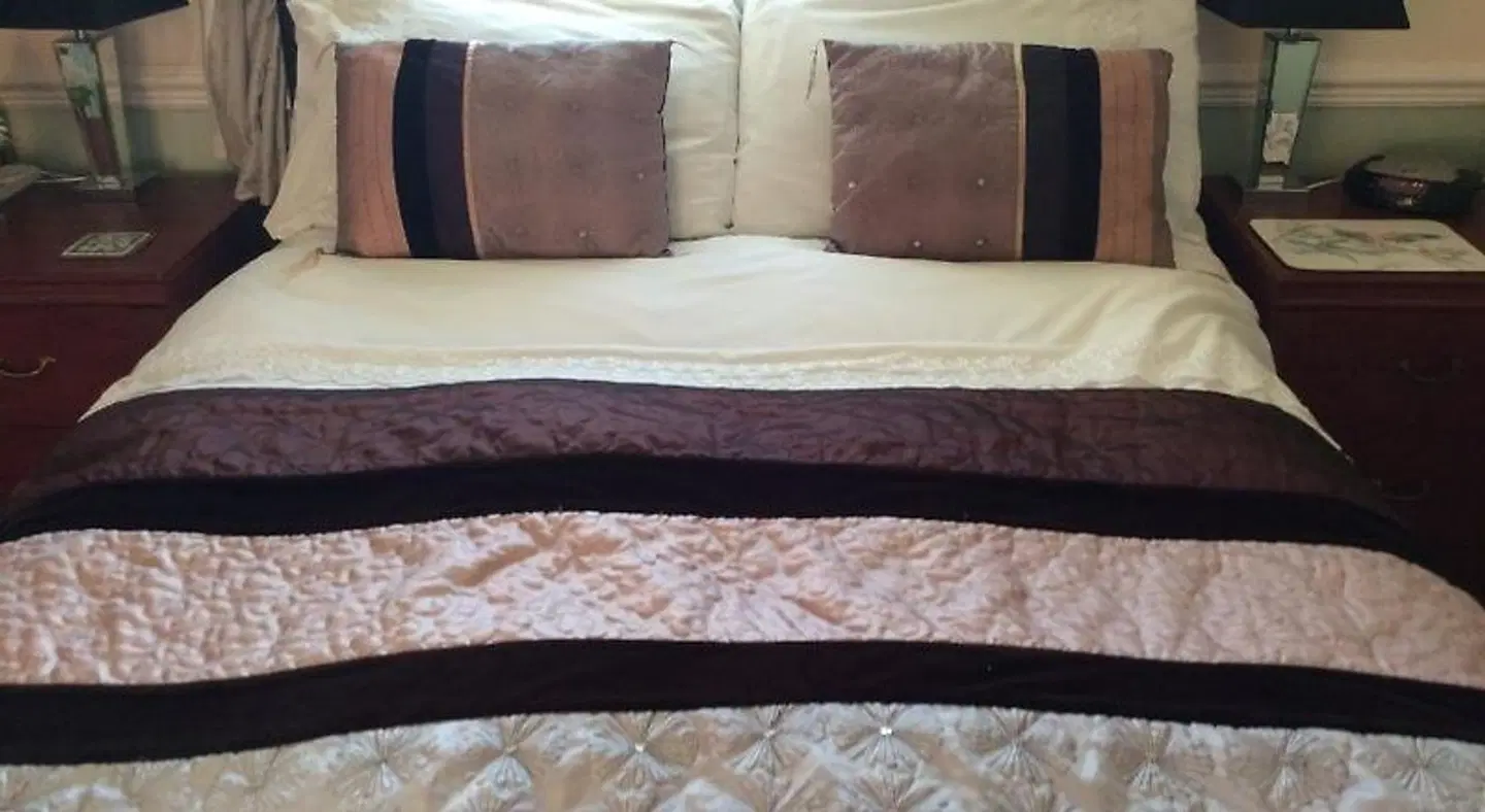 Alma Lodge Guest House ROOM_EXAMPLE