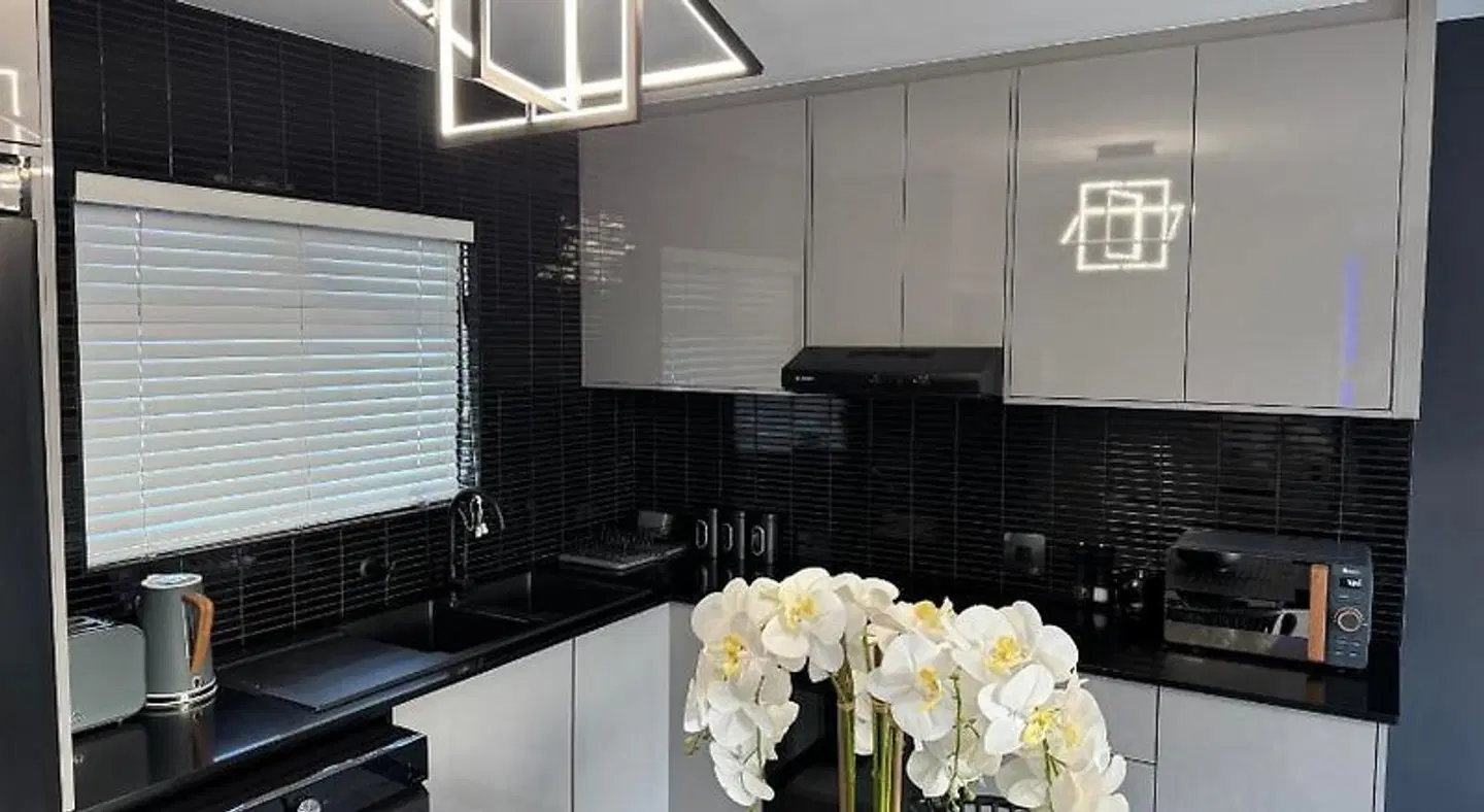 Knightsbridge Luxury Apartments Restaurant