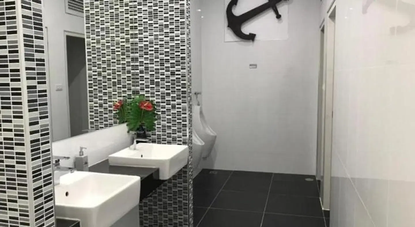 Anna-Nava Pakkret Hotel Badezimmer