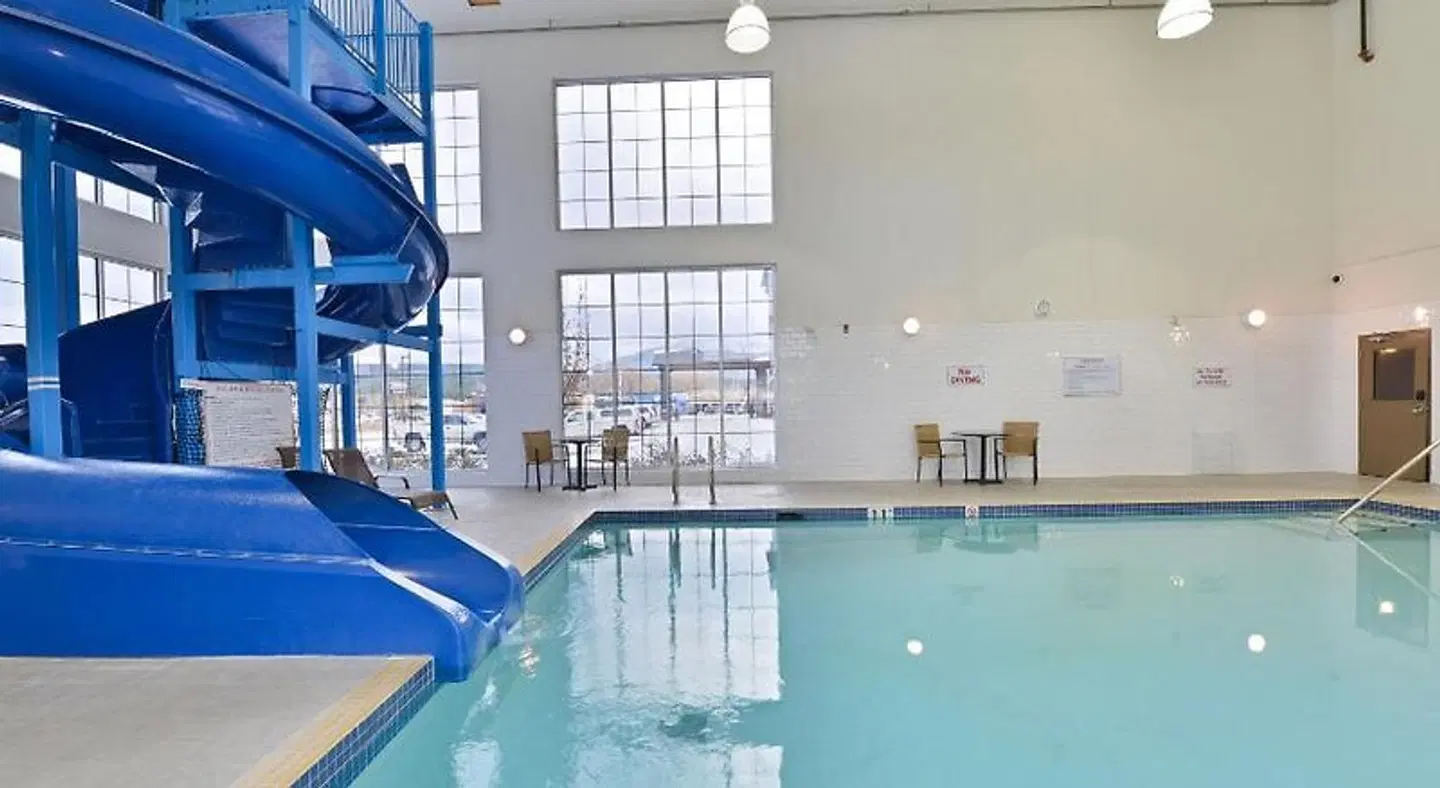 Prestige Cranbrook Hotel, BW Premier Collection Hallenbad