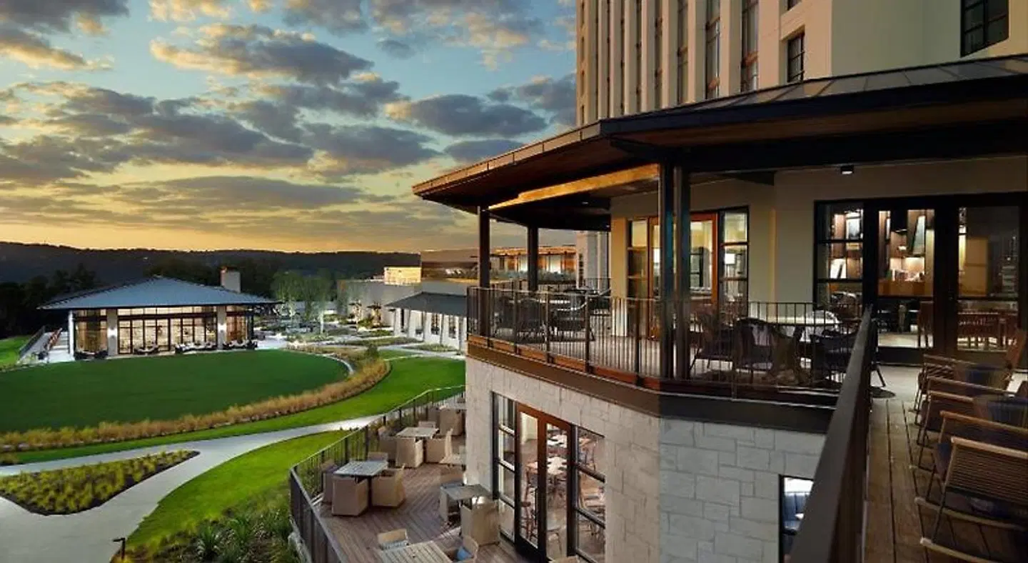 Omni Barton Creek Resort & Spa Bar