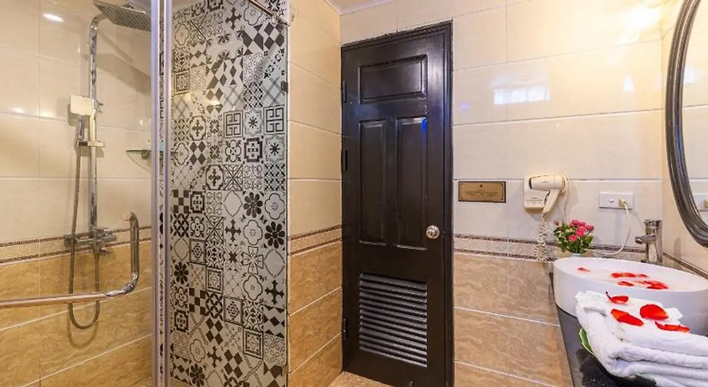 Hanoi Guest House Badezimmer