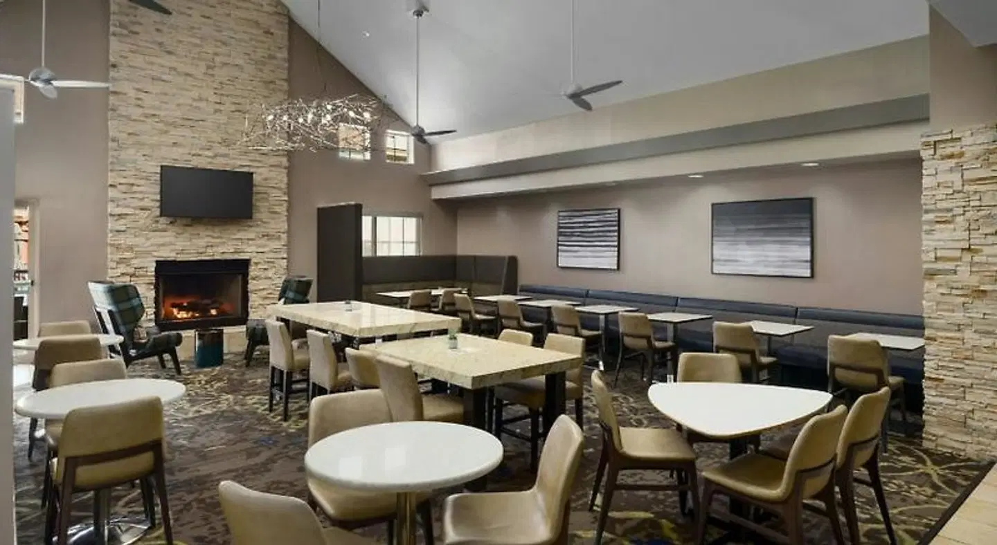 Residence Inn by Marriott Arlington Restaurant