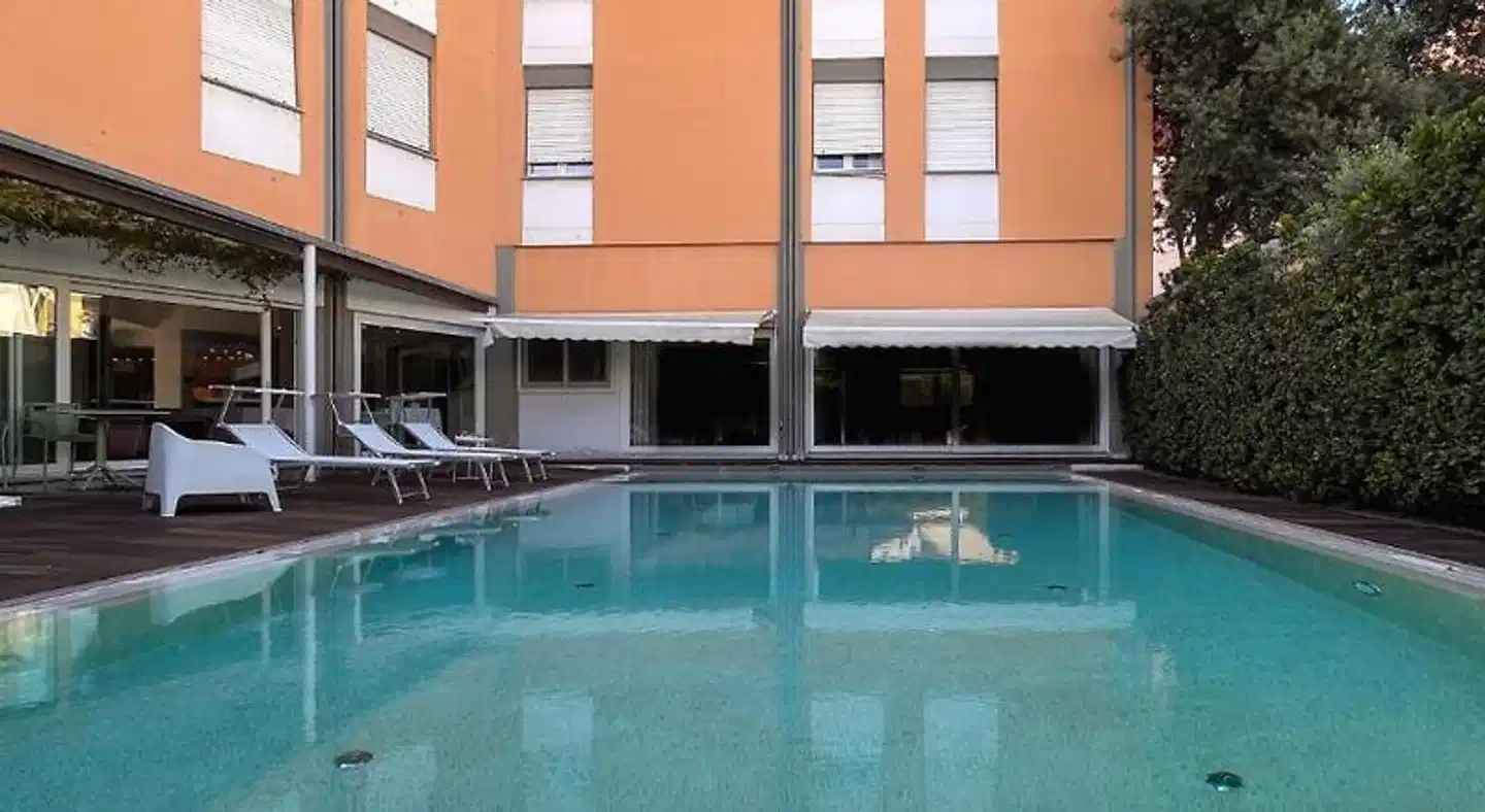 Mistral2 Hotel Hallenbad