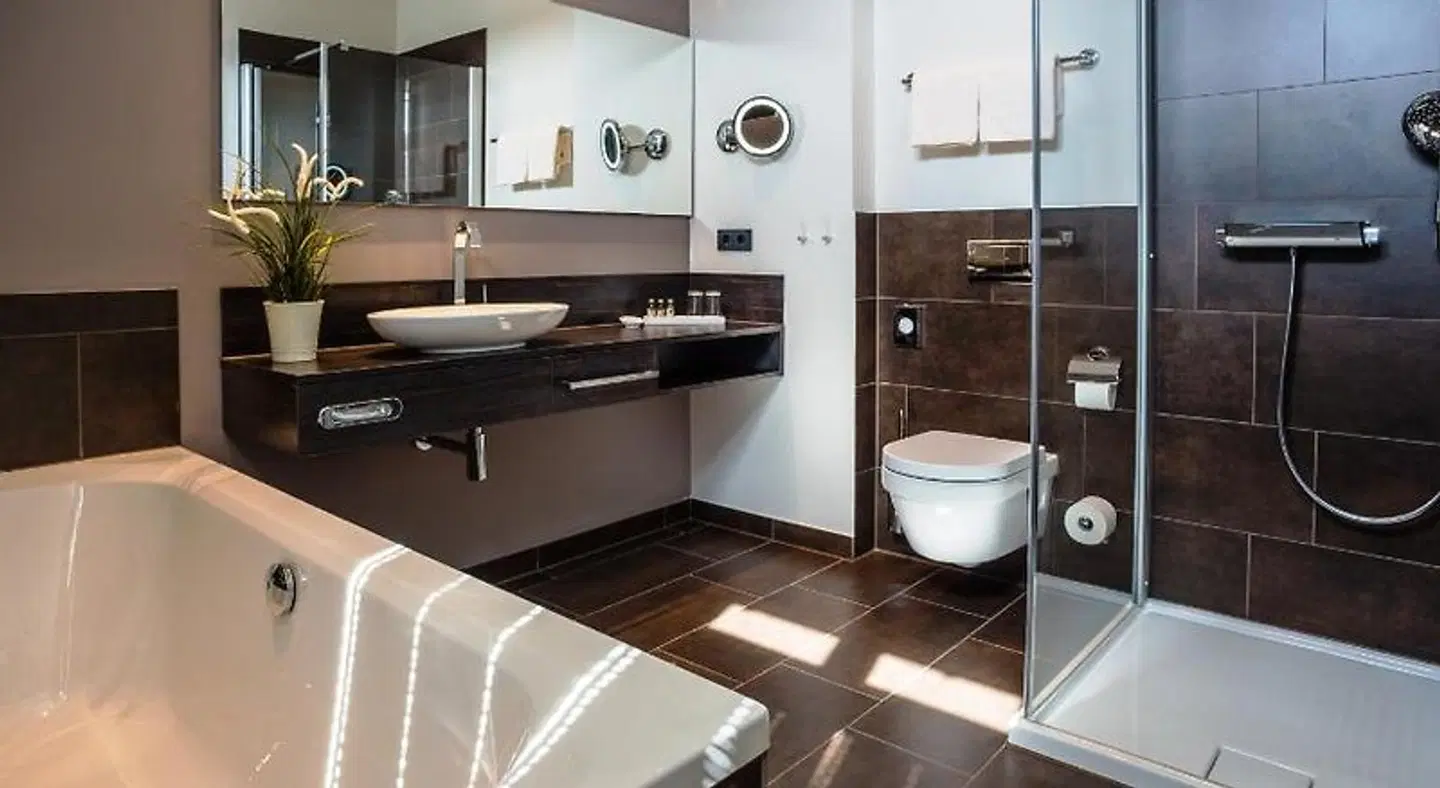 Upstalsboom Hotel Ostseestrand Badezimmer