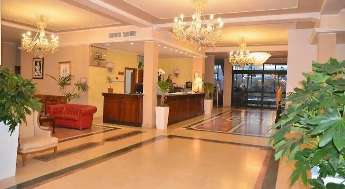 Grand Eurhotel Lobby