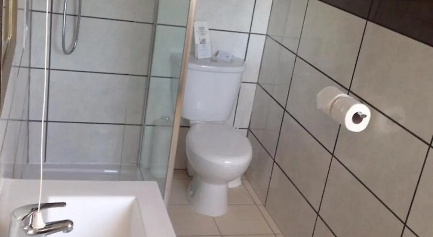Torbay Court Hotel Badezimmer