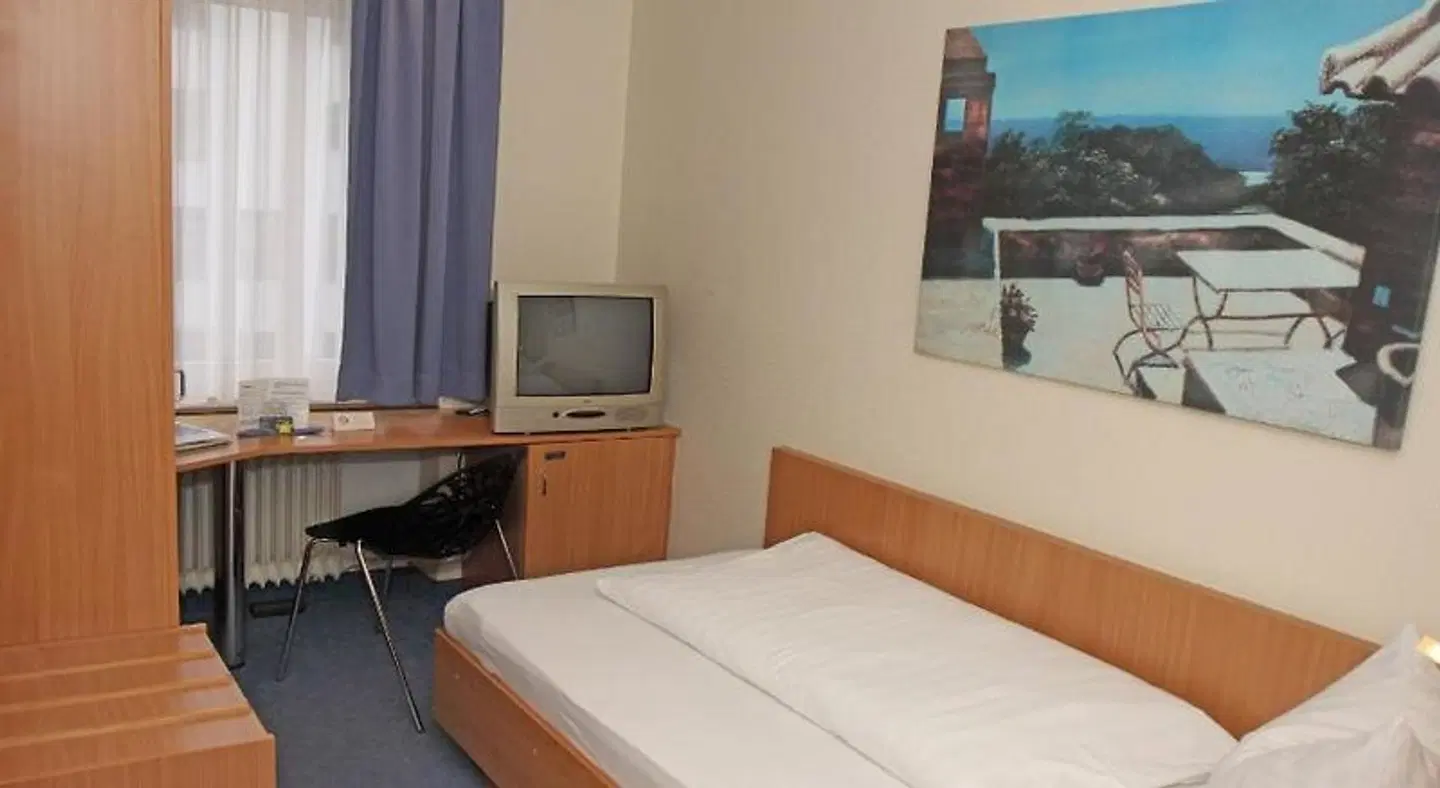 Europa Hotel Saarbrücken ROOM_EXAMPLE
