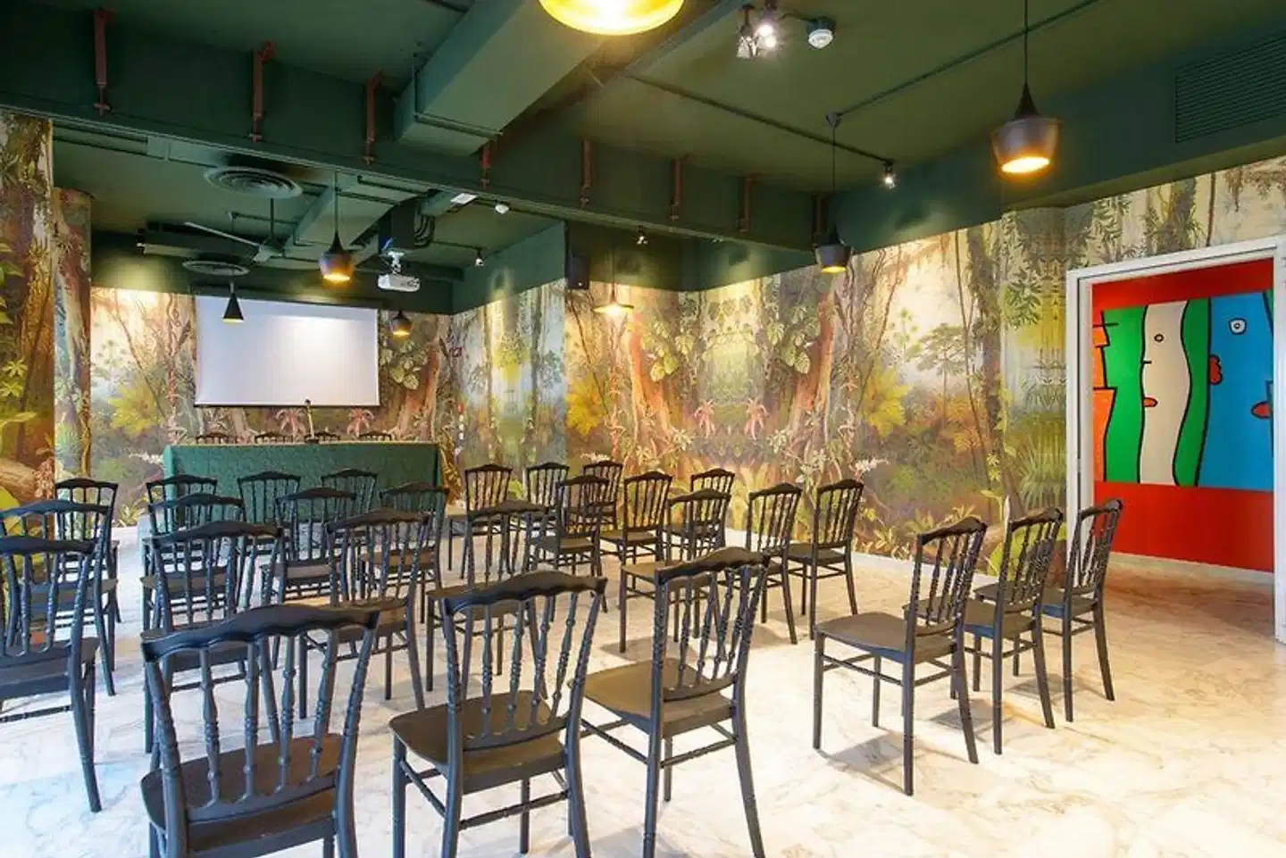 Admiral Art Hotel Restaurant