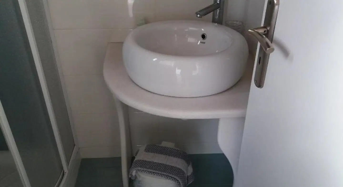 Manos Rooms Badezimmer