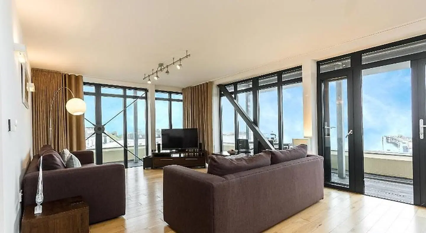 Riviera Apartments ROOM_EXAMPLE