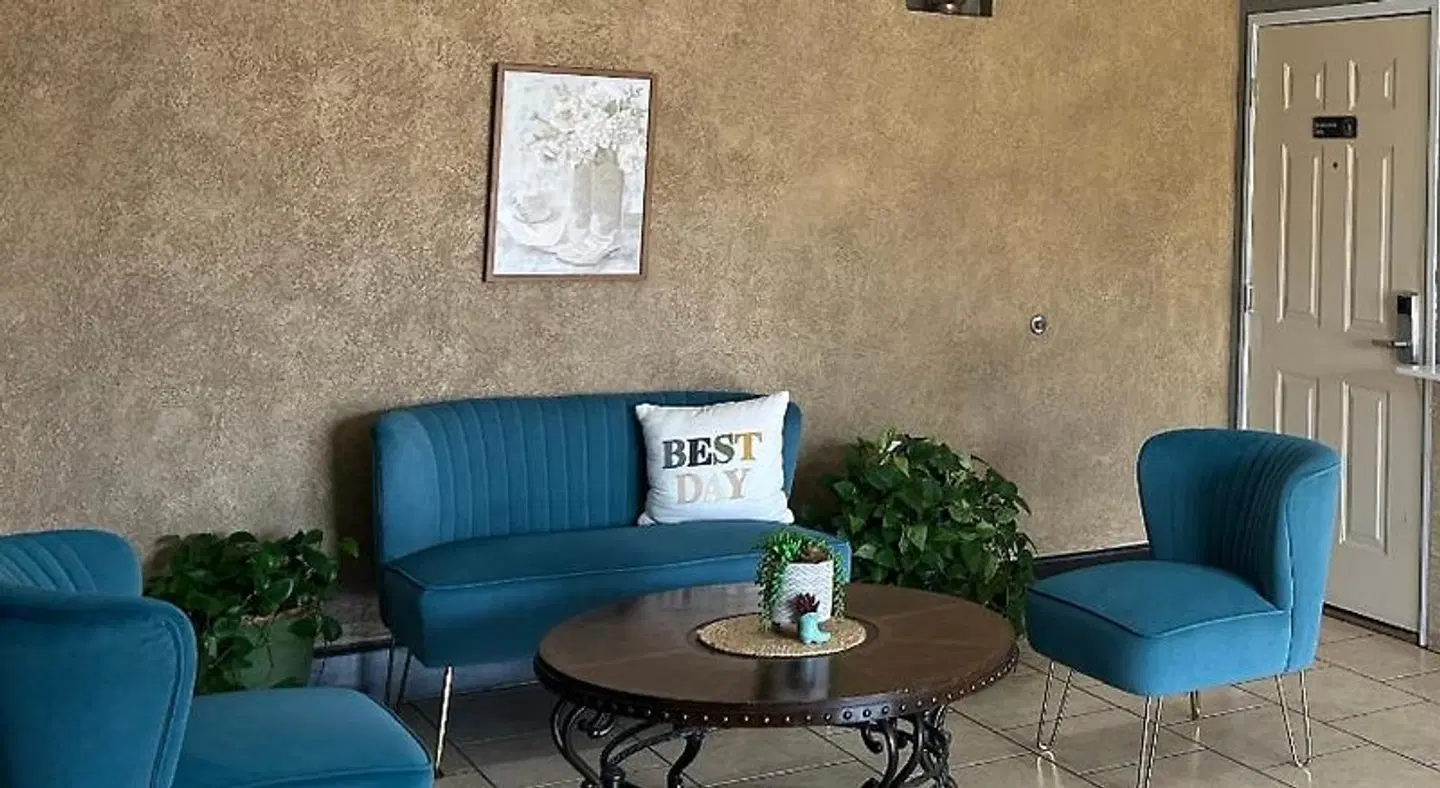Scottish Inns White Settlement LOUNGE_LOBBY
