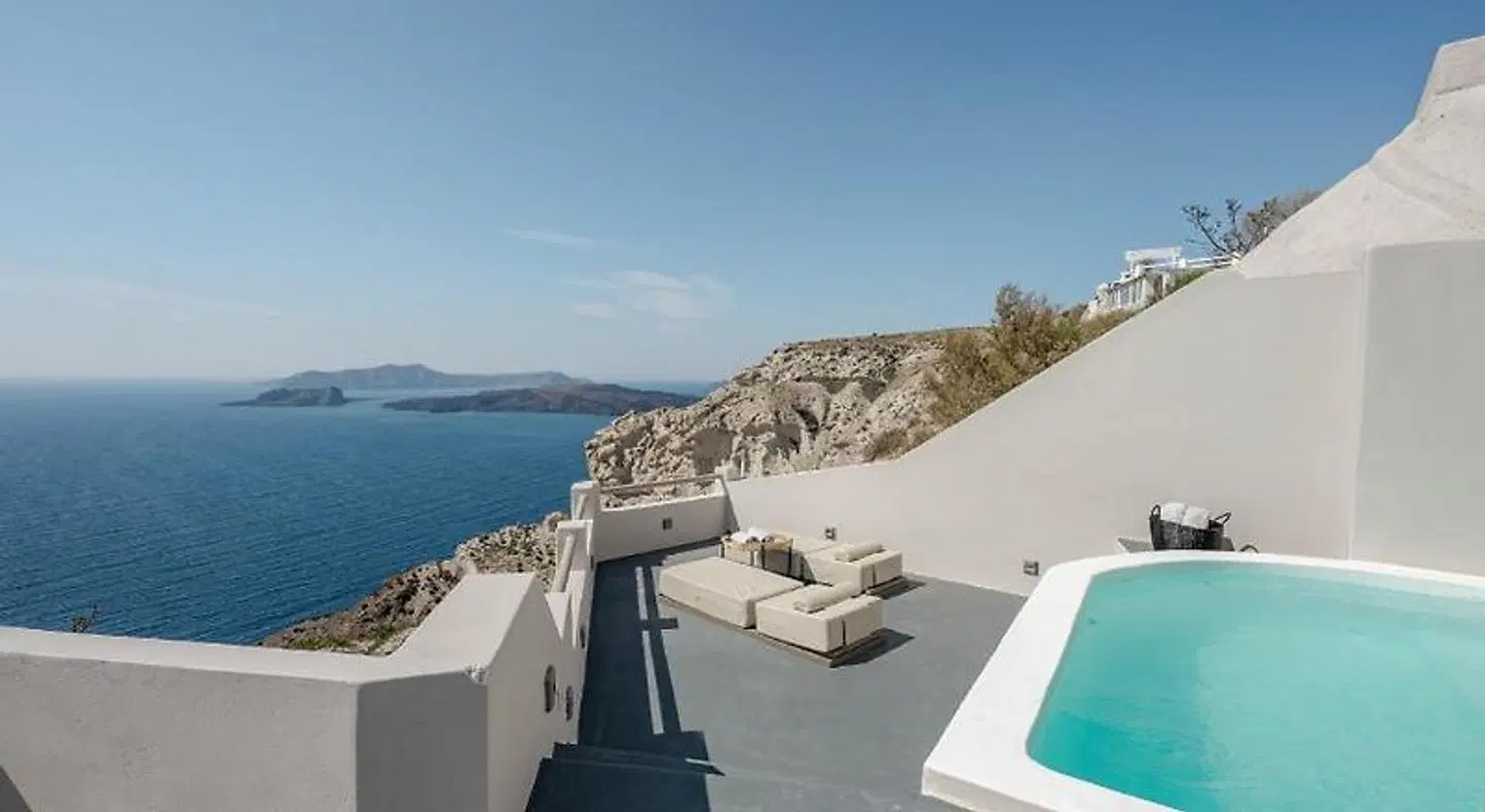 Grand View OUTDOOR_POOL