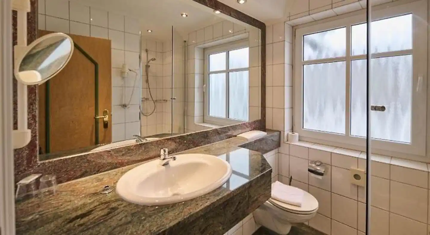 Parkhotel Schmallenberg Badezimmer