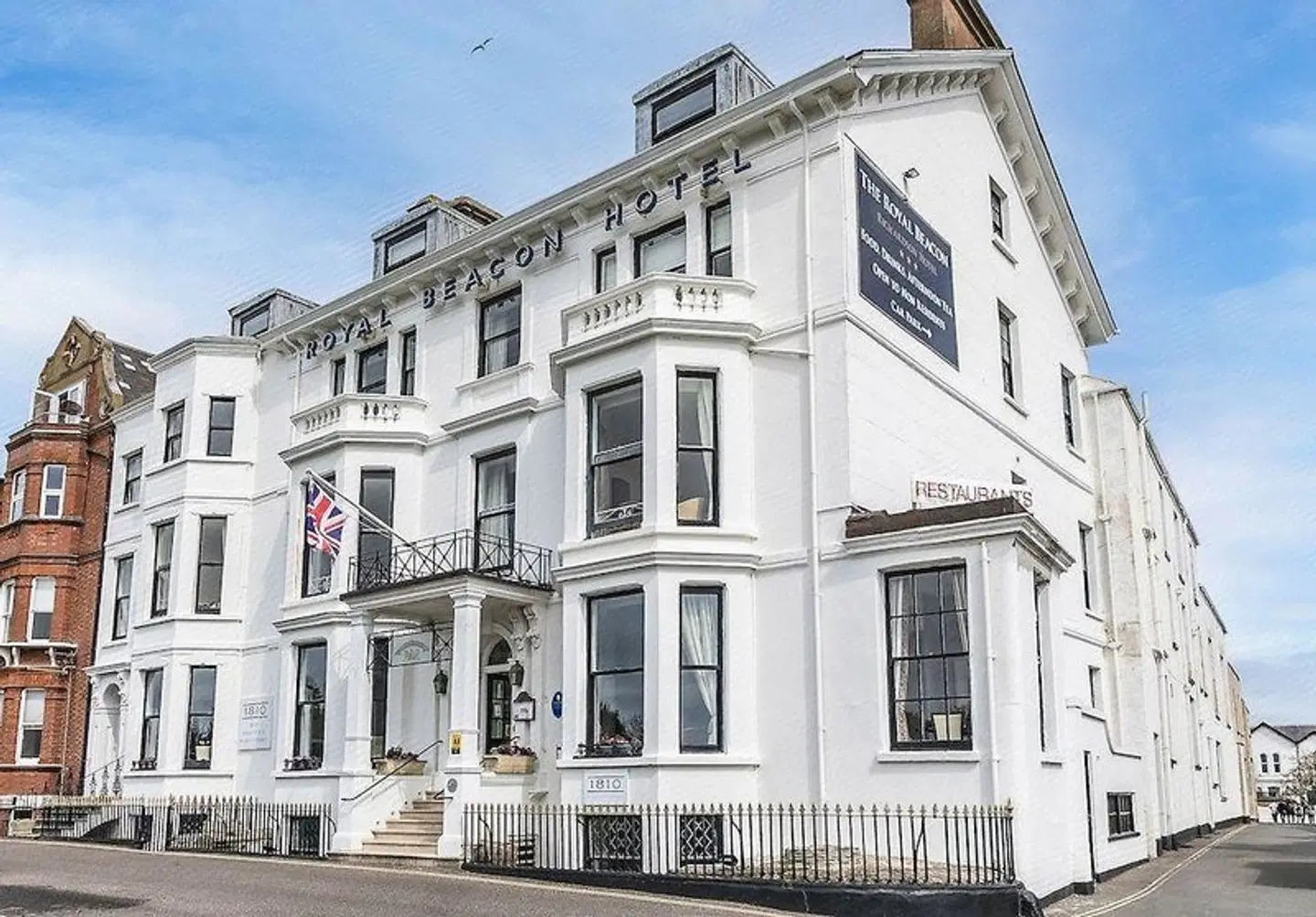 Royal Beacon Hotel EXTERIOR