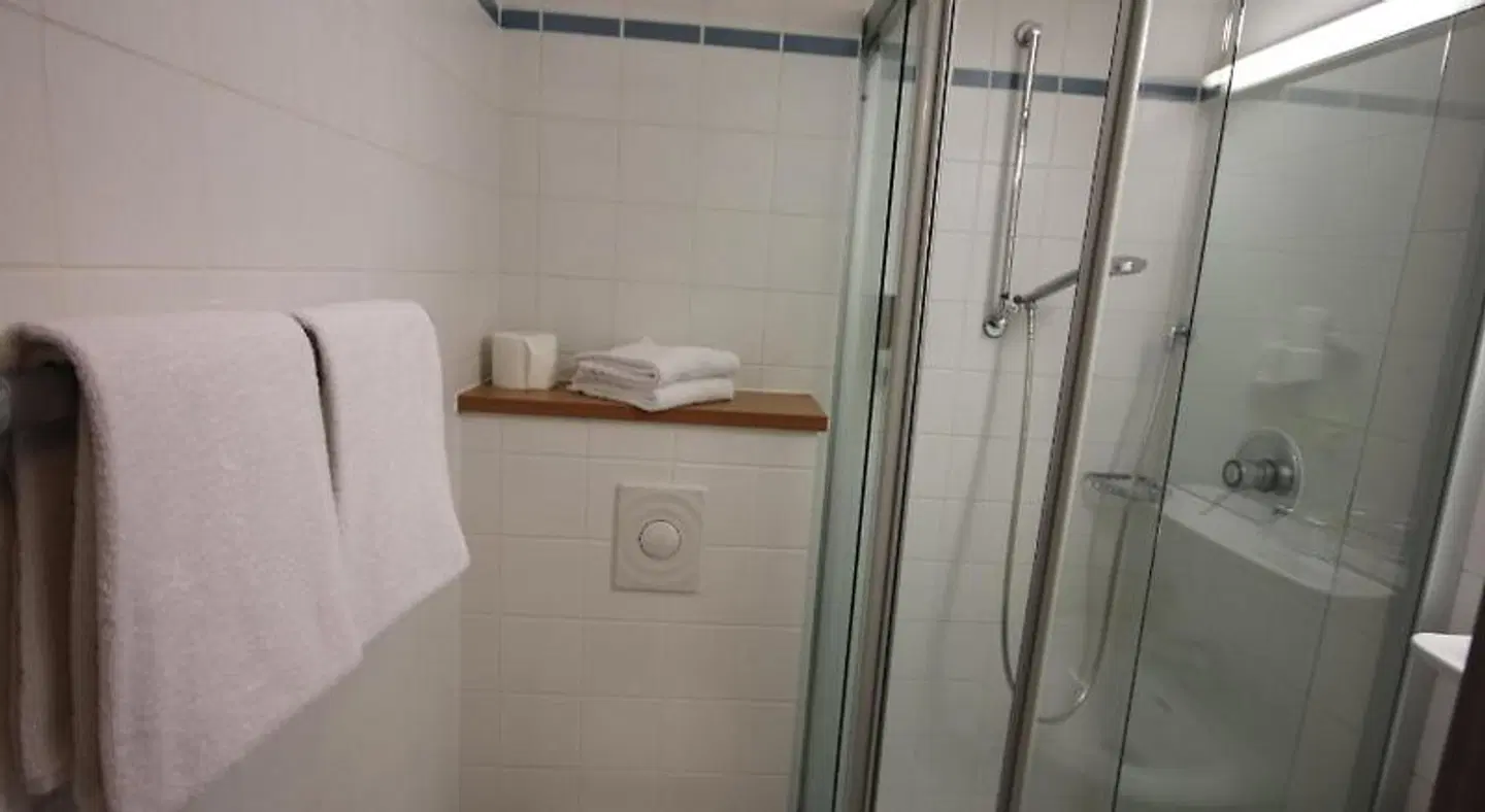 WH Hotel Zentrum Badezimmer