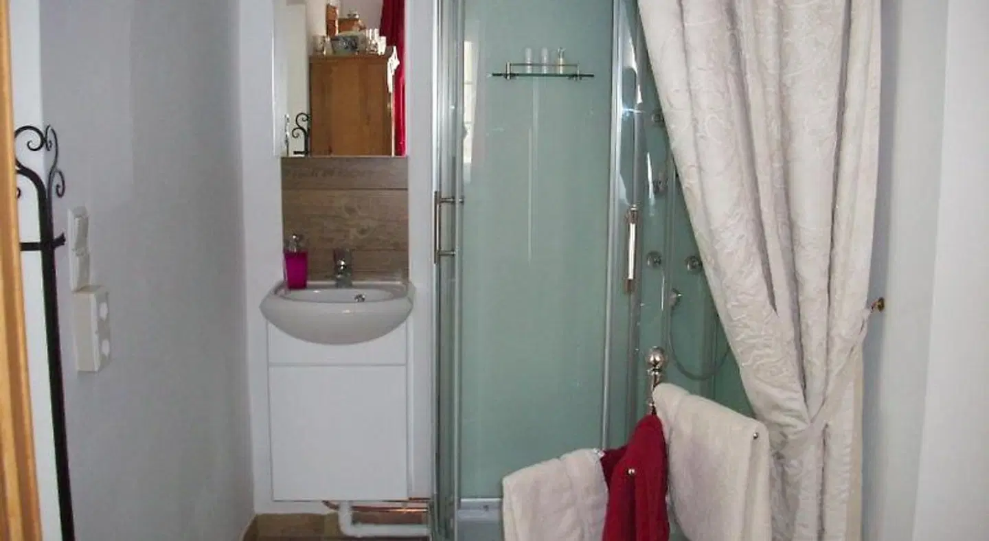 Weinquadrat Badezimmer