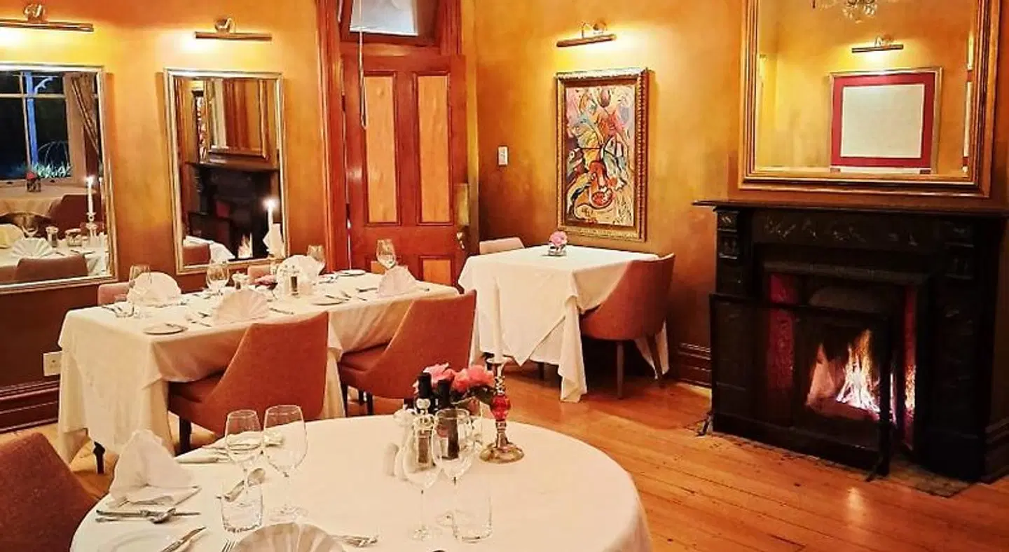 Falcons View Manor Restaurant