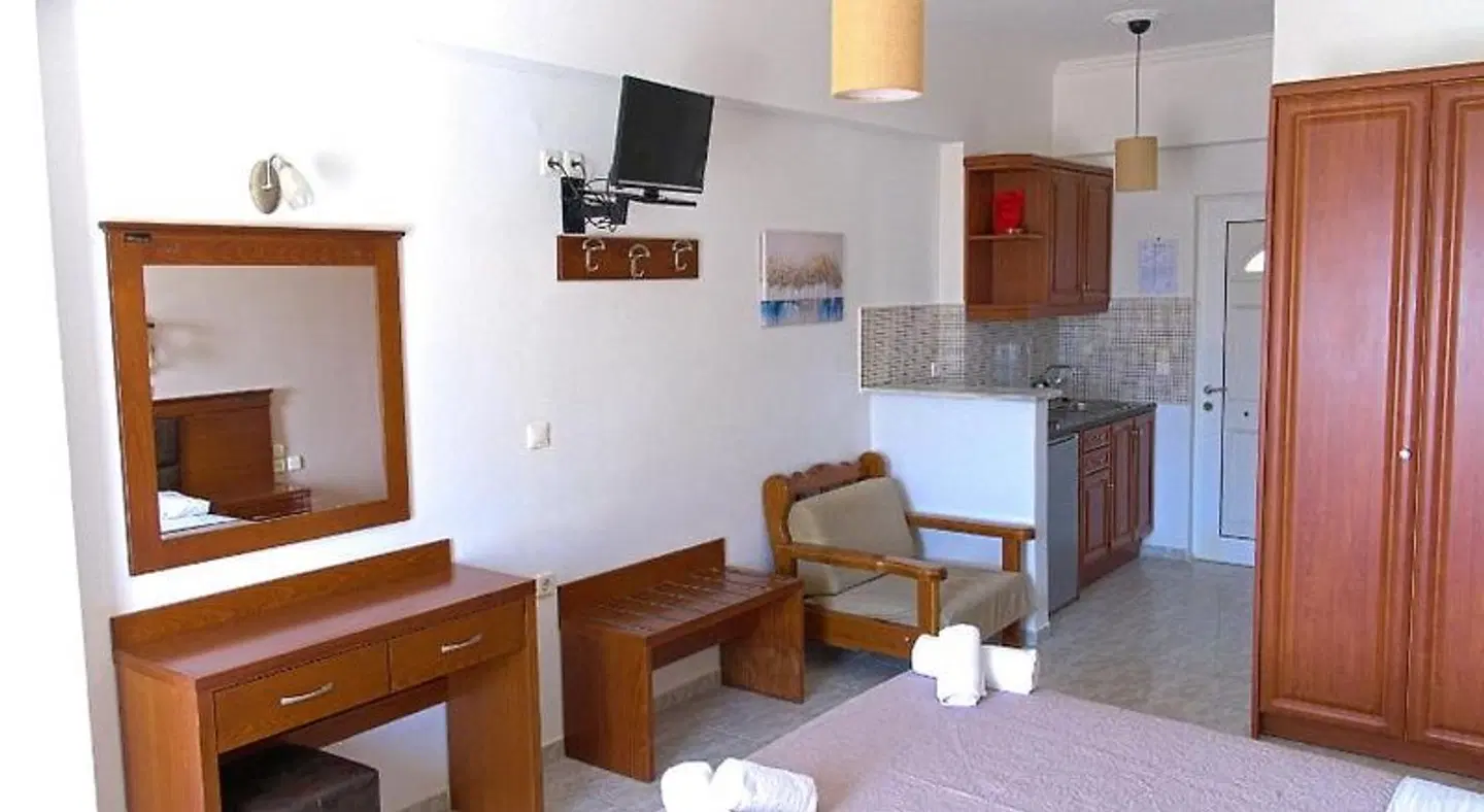 Amoudi Hotel Studios Apartments ROOM_EXAMPLE