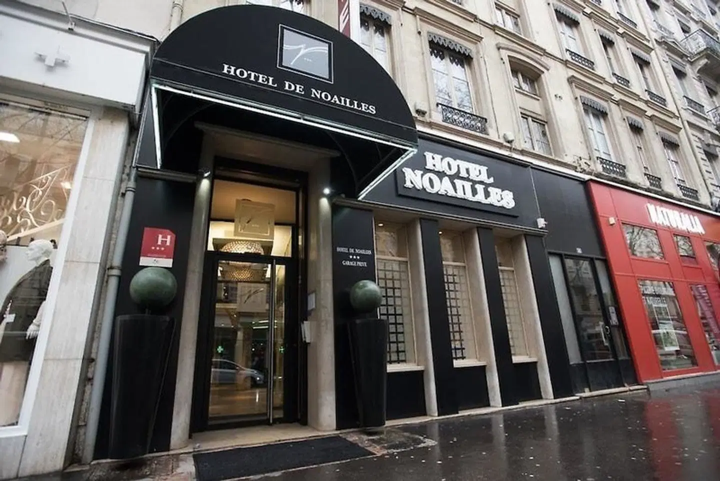 de Noailles EXTERIOR