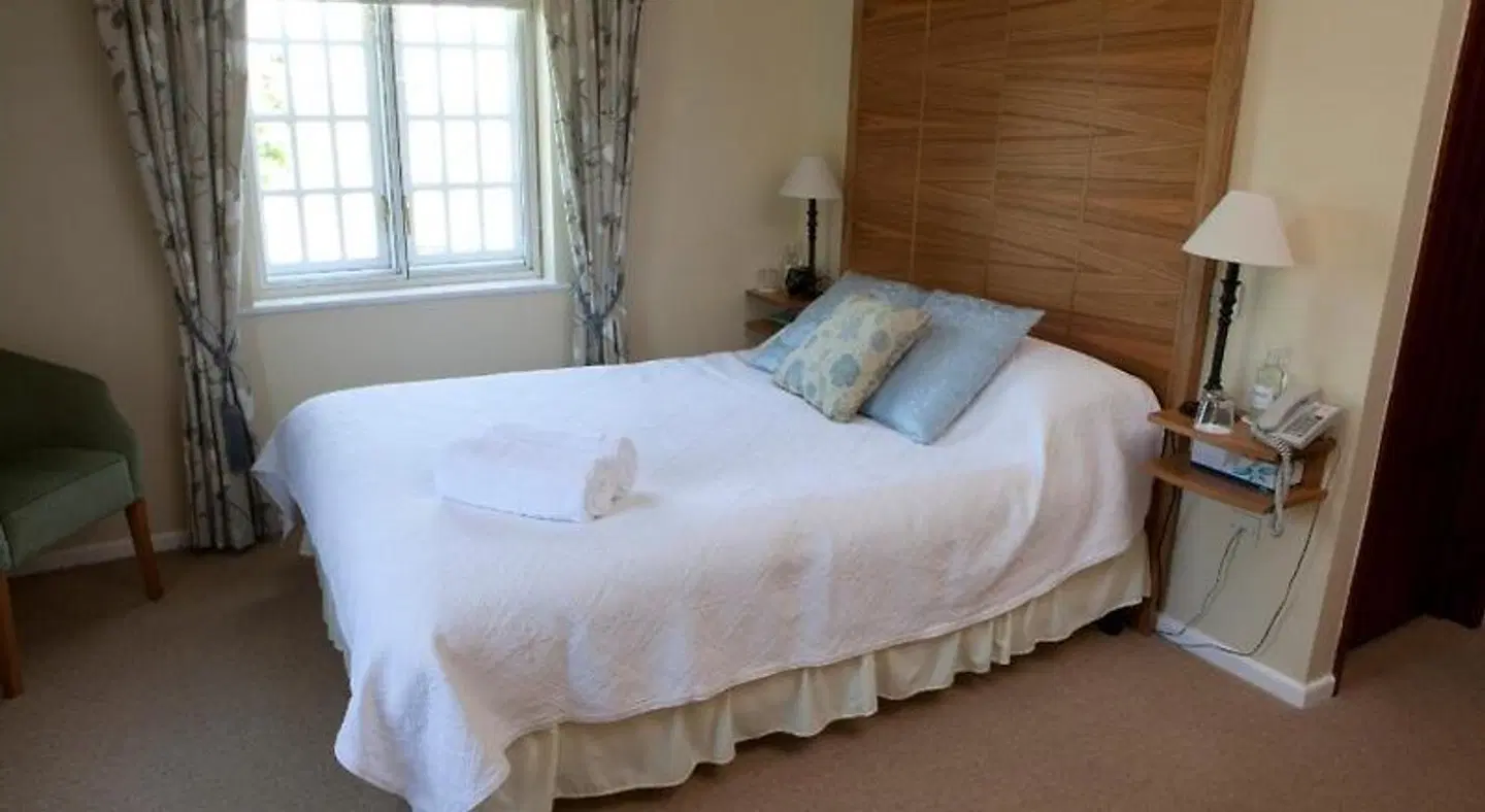 Yalbury Cottage ROOM_EXAMPLE