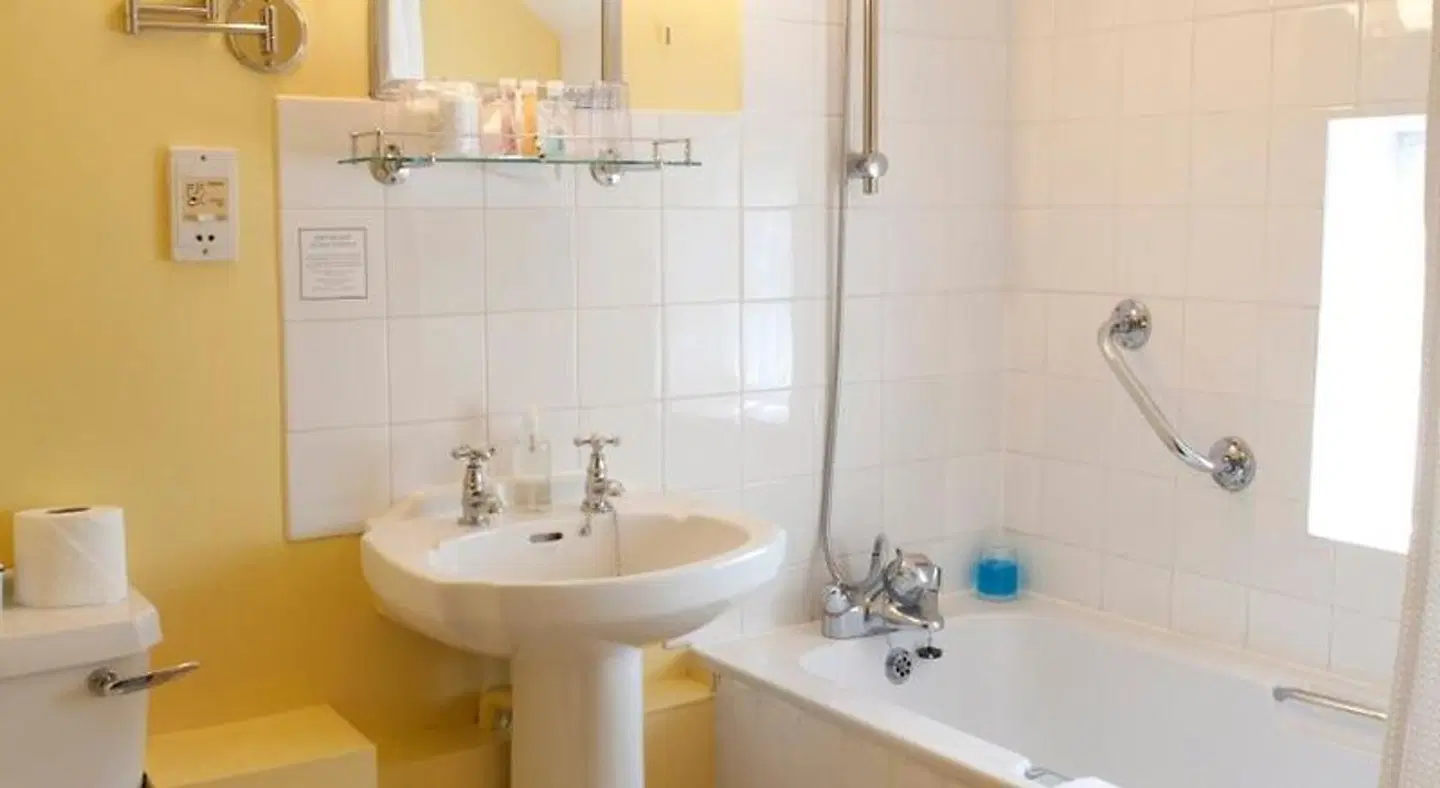Yalbury Cottage Badezimmer