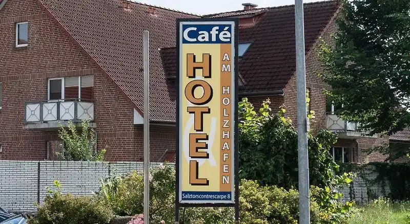 Am Holzhafen – Hotelfoto