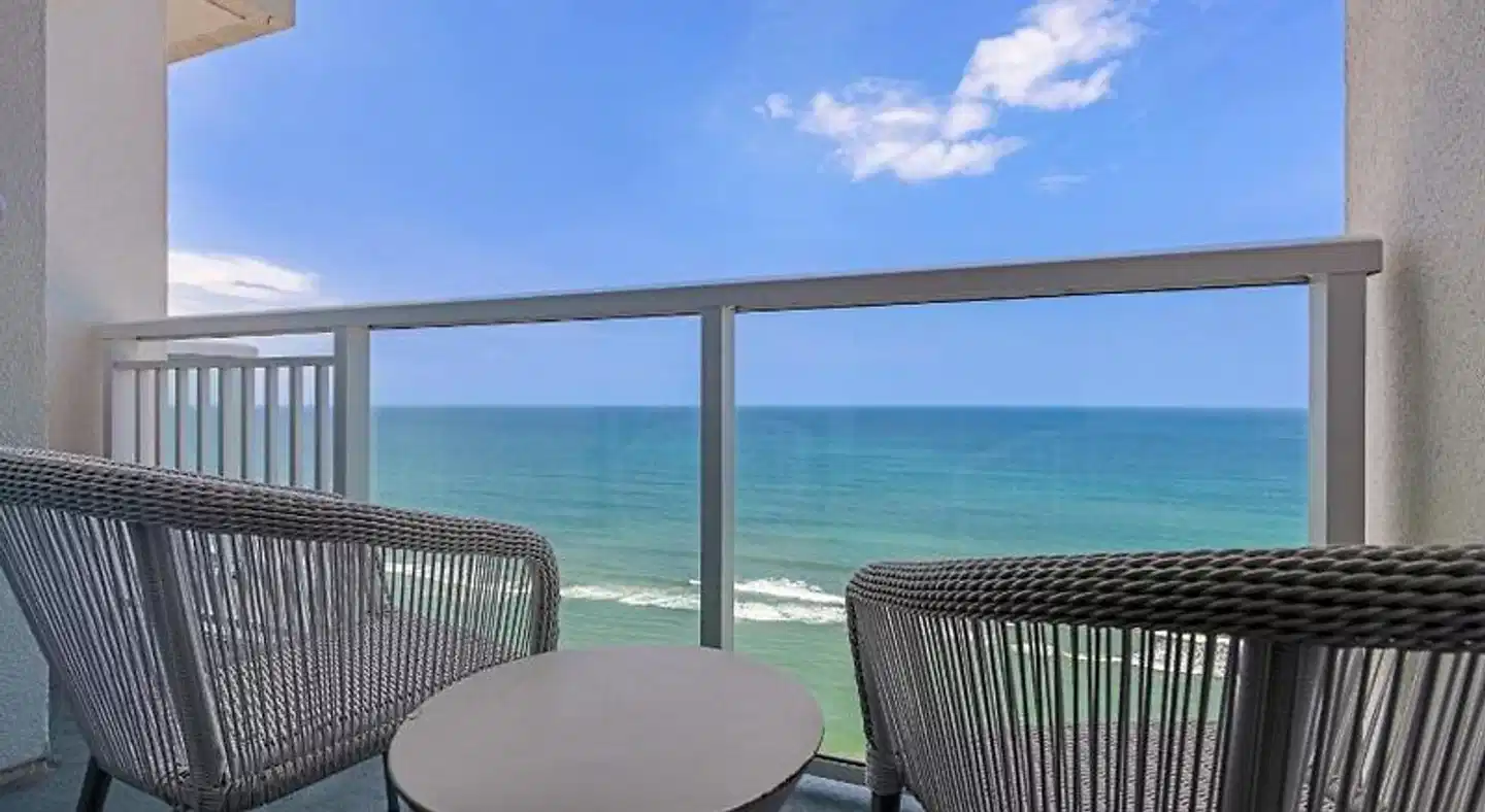Daytona Grande Oceanfront Resort Terrasse