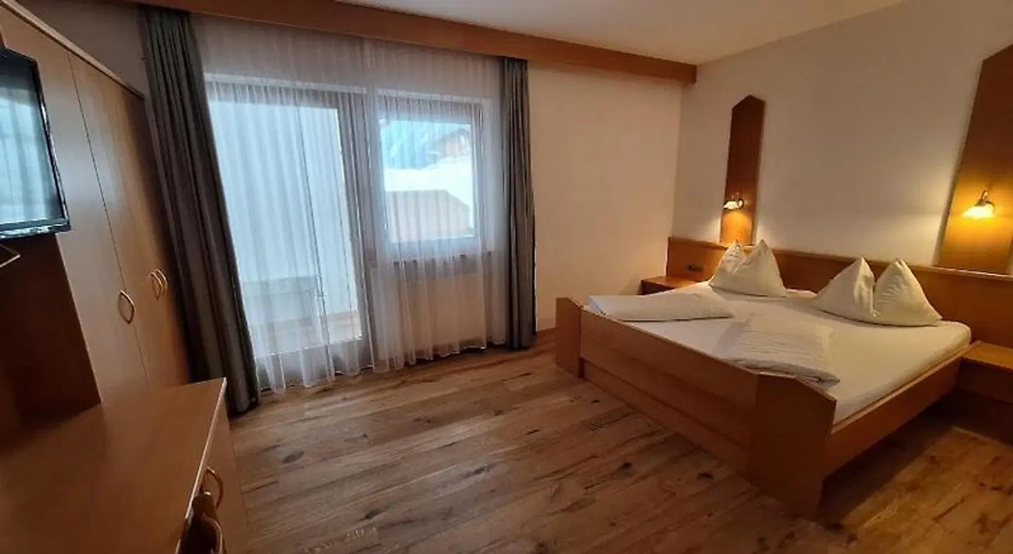 Alpenspitz Appartements - Garni - B&B ROOM_EXAMPLE