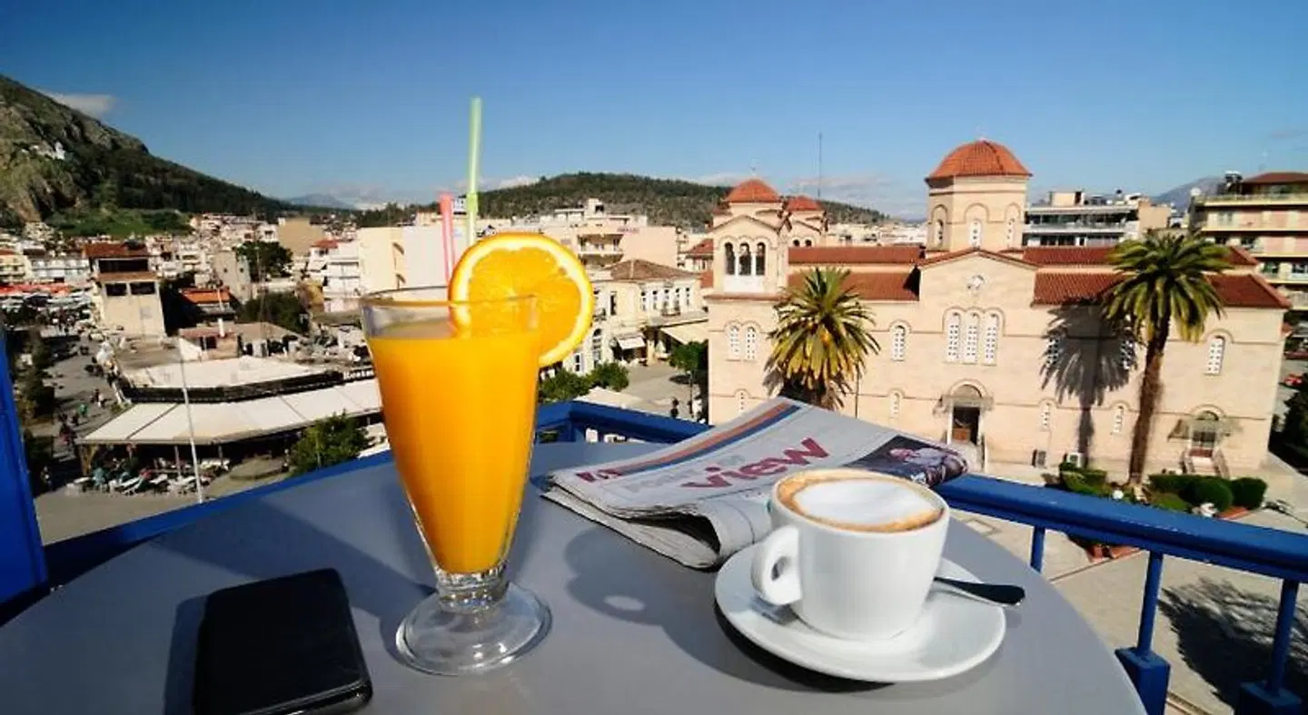 Morfeas Hotel Terrasse