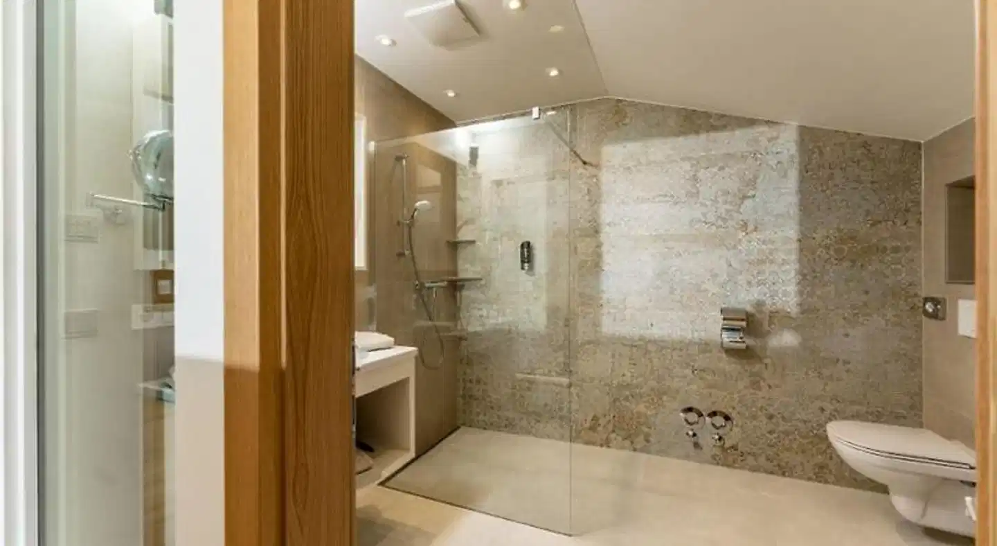 Almfrieden Badezimmer