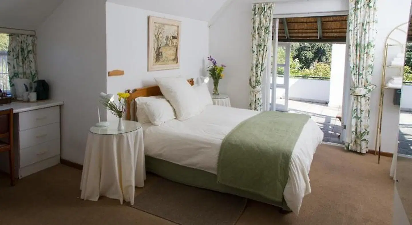 Howard's End Manor ROOM_EXAMPLE