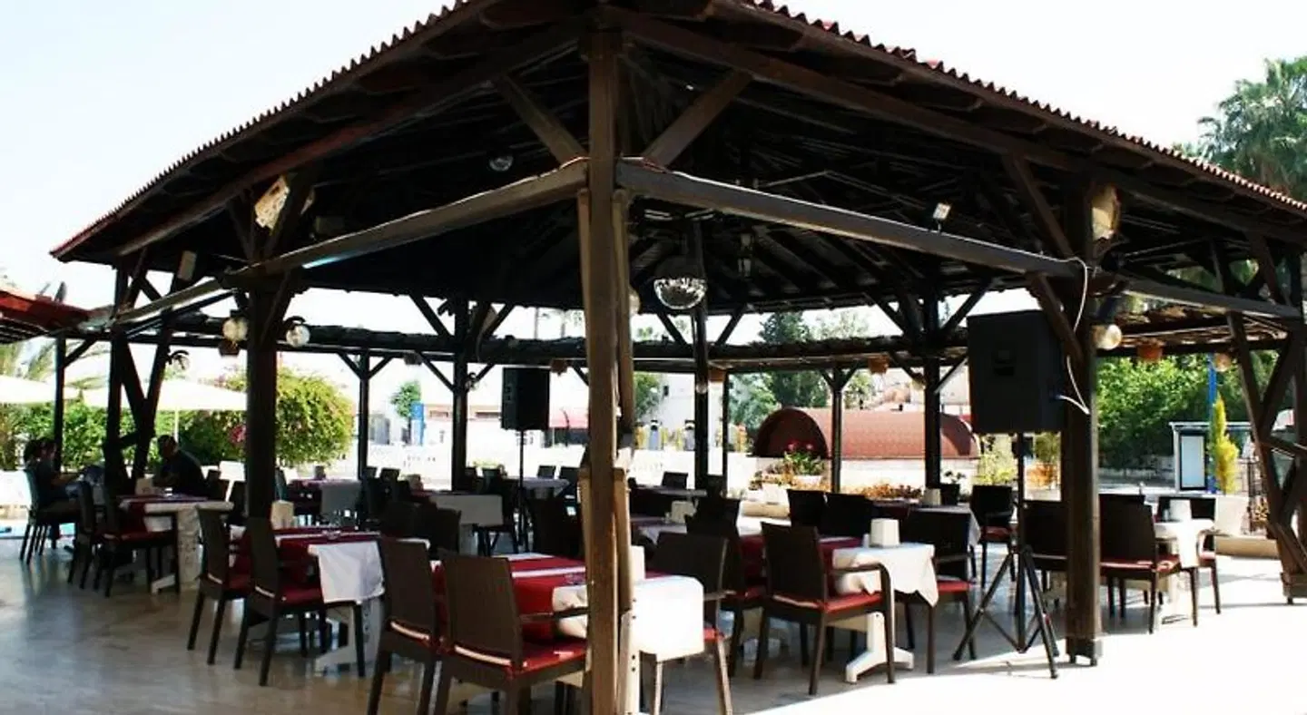Kemer Hotel Restaurant