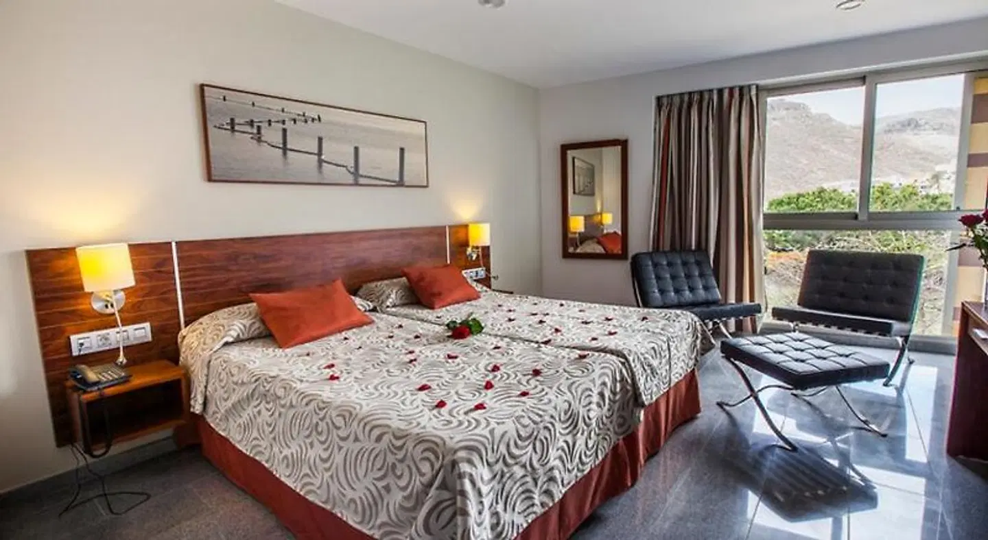 Hotel Torre del Conde ROOM_EXAMPLE