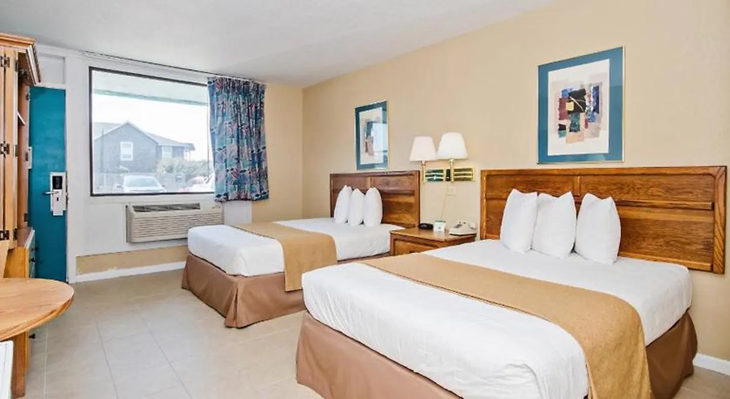 John Yancey Oceanfront Inn ROOM_EXAMPLE