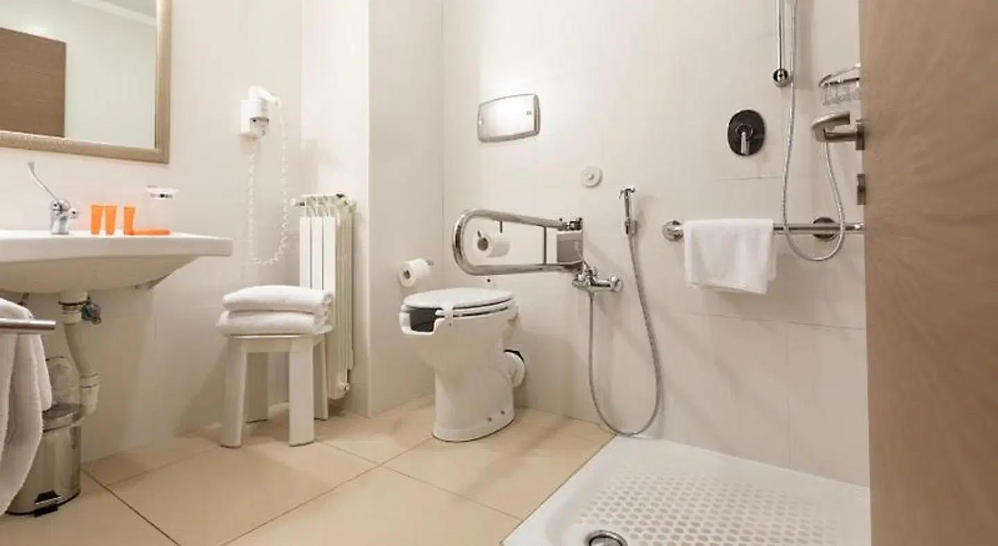Hotel Tiber Badezimmer
