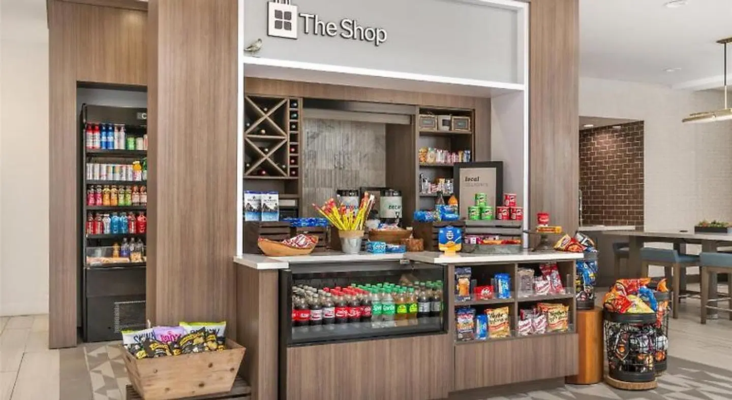 Hilton Garden Inn Montgomery - EastChase Bar